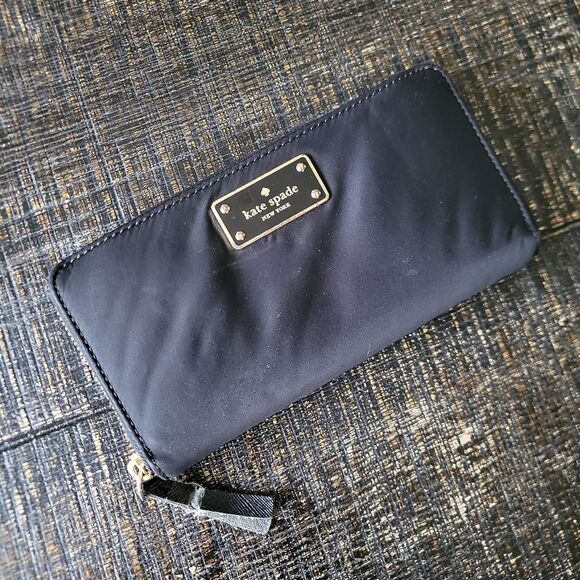 Kate Spade Nylon Black Zip Around Wallet 8x4 - Picture 1 of 7